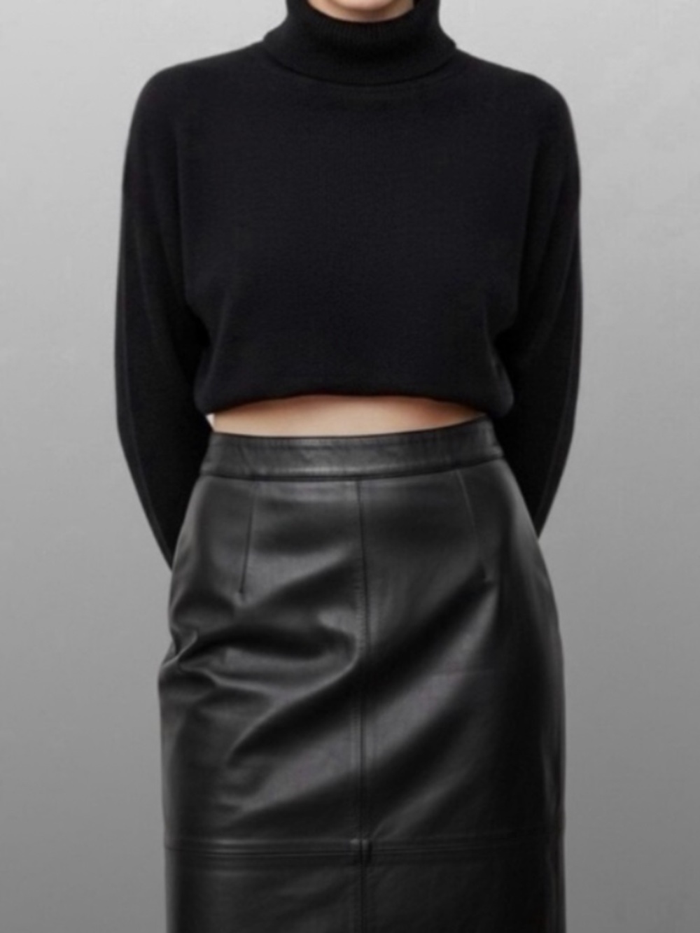 Pia Rucci Vintage Black Leather Pencil Skirt, Lined, Back Zipper, size 10-12*